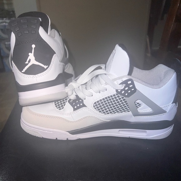 Jordan Shoes - Jordan Women's Sneakers White and Black